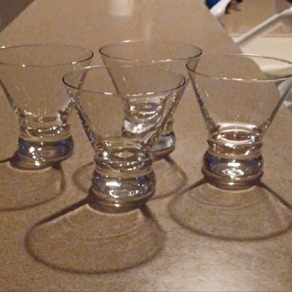 🏍Set of Four Martini Clear Glasses - Picture 1 of 5